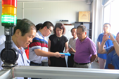 港澳台侨委员会调研高新科技农业